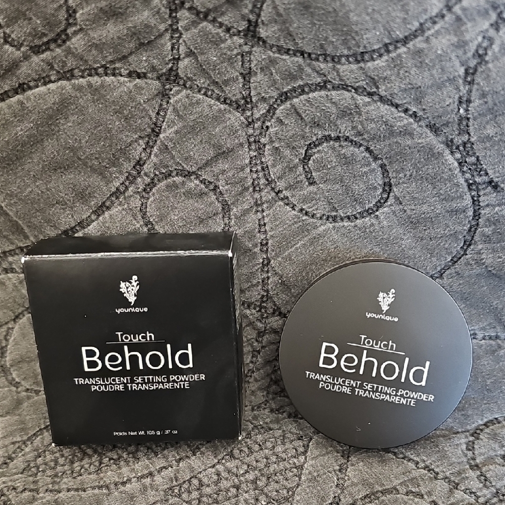 Younique Touch Behold Translucent Setting Powder